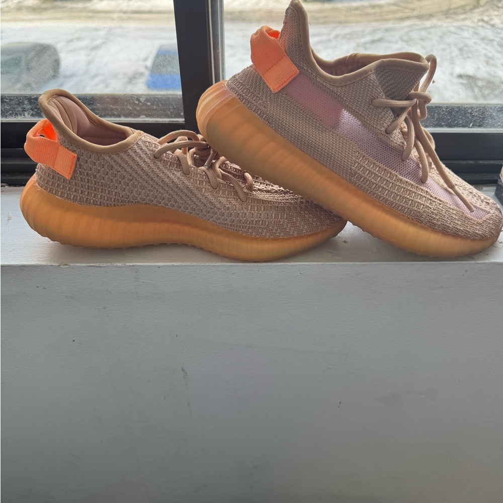 Stylish Tan Sneakers